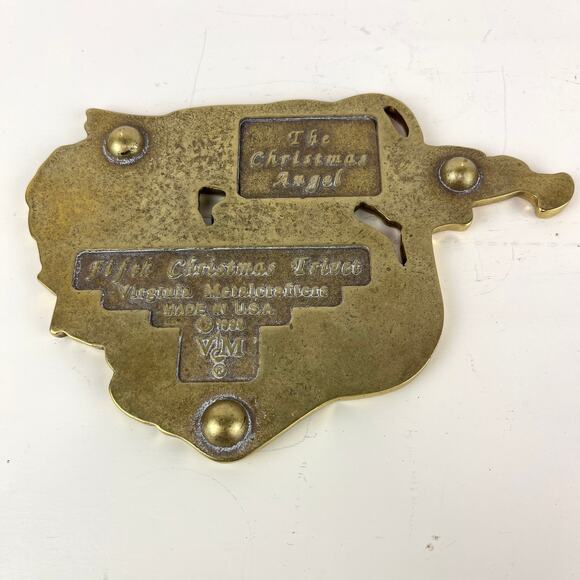 Virginia Metalcrafters Brass Christmas Angel Trivet - Picture 4 of 7